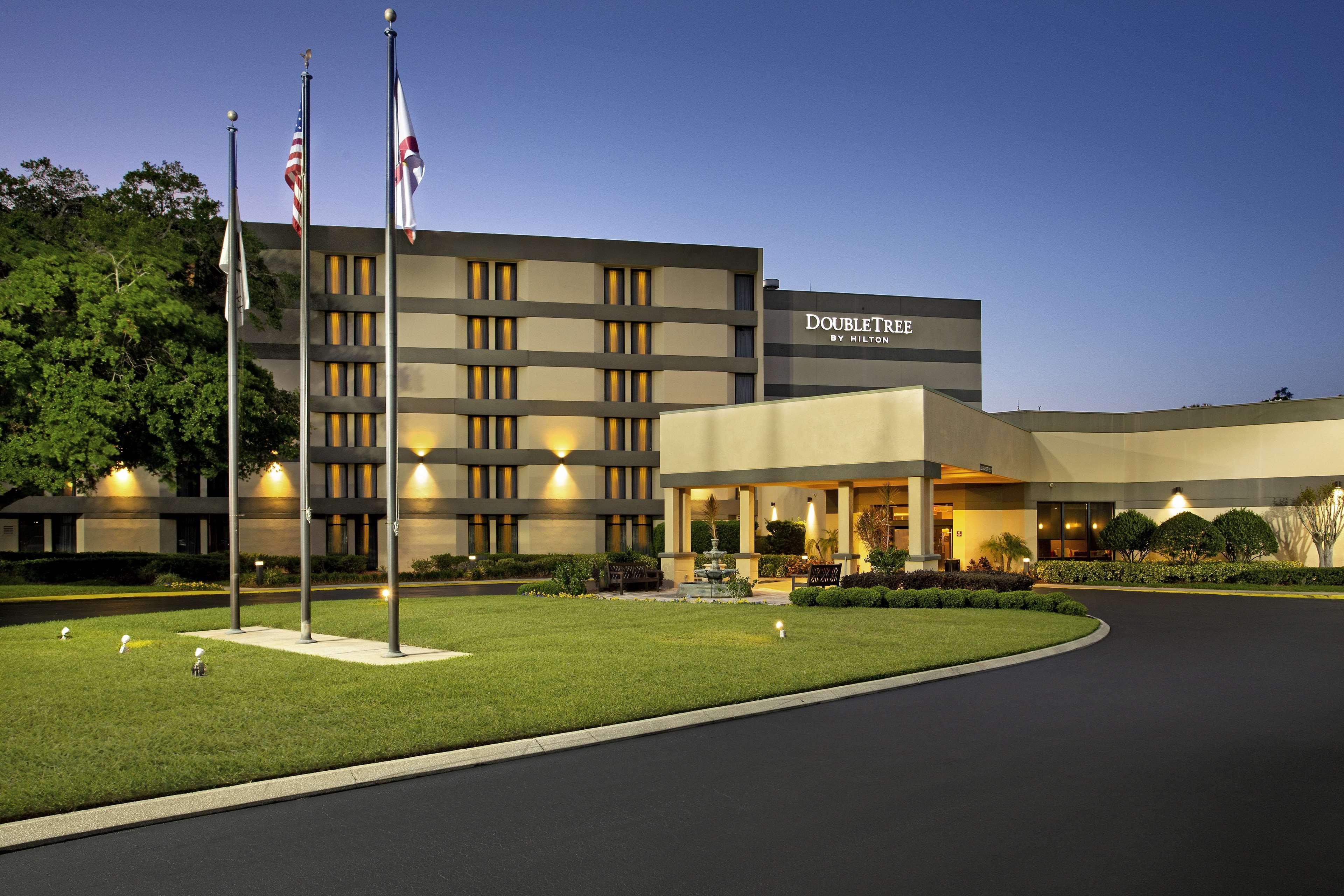 Doubletree By Hilton Orlando East - Ucf Area Hotel Alafaya Exterior photo