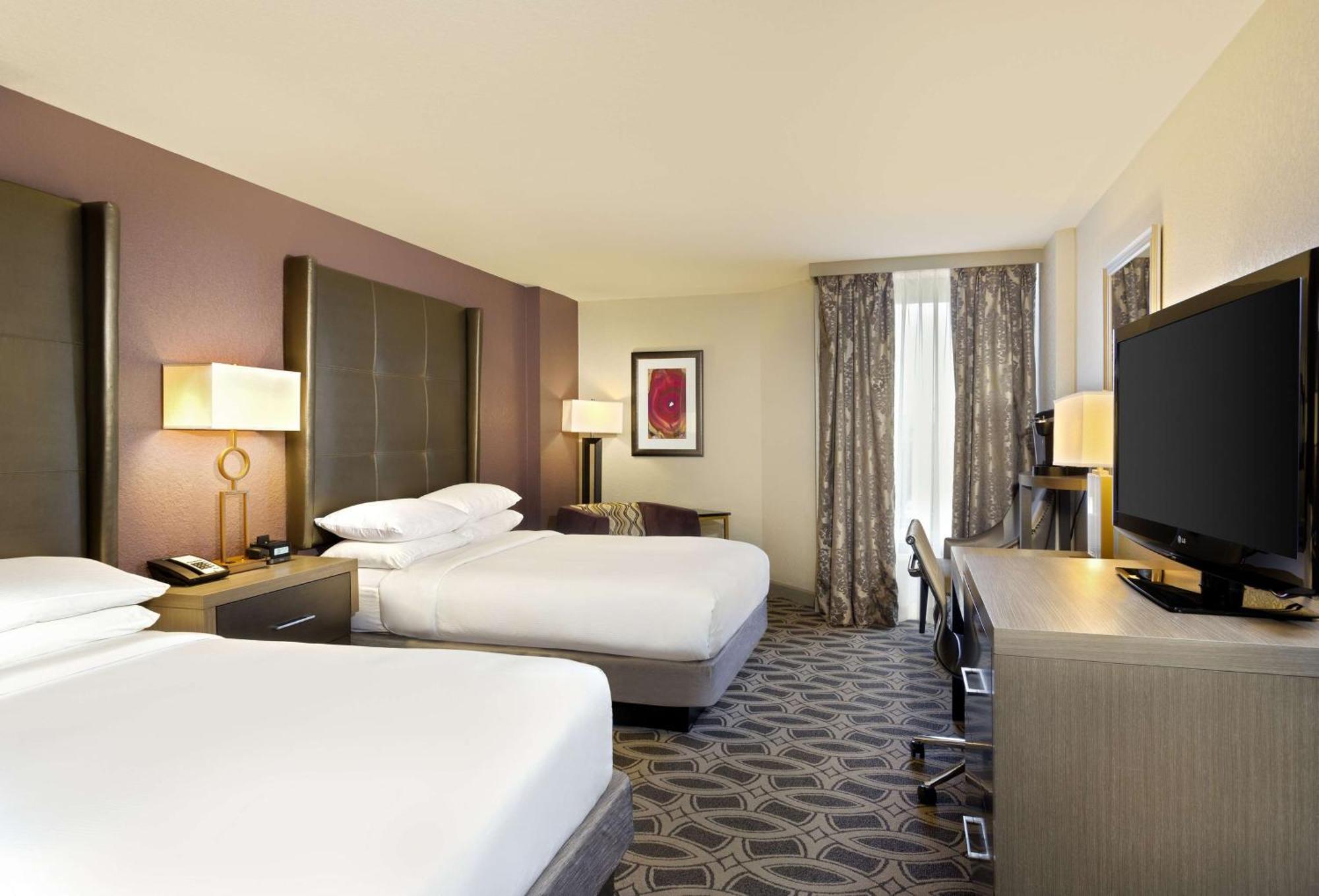 Doubletree By Hilton Orlando East - Ucf Area Hotel Alafaya Exterior photo